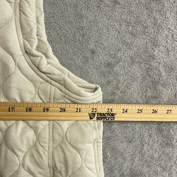 Ladies Quilted Vest Women's XL Kirkland Signature Stretch Fabric Beige N0011 - Picture 8 of 9